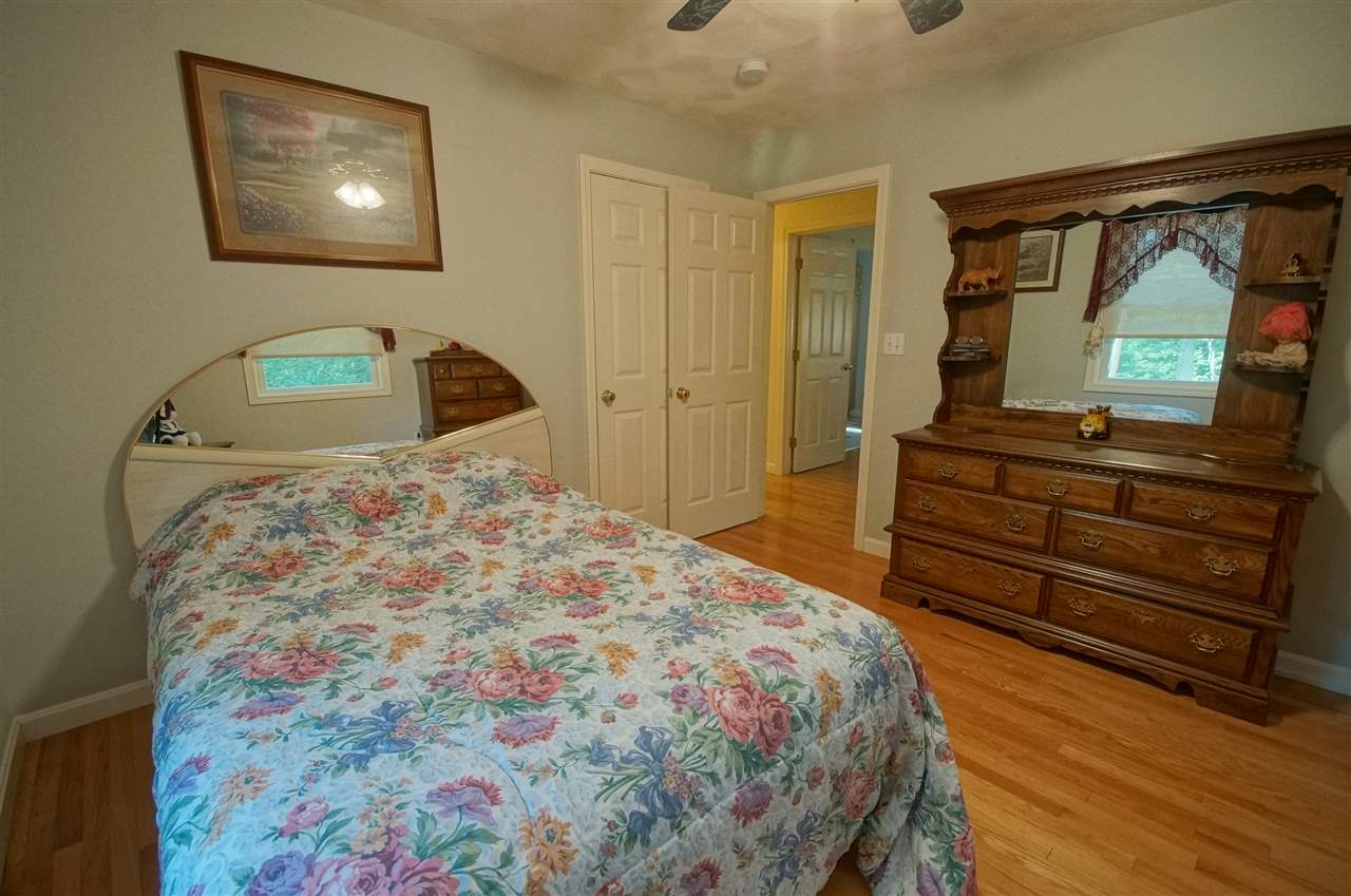 11 Hemlock Springs Road Derry, NH 03038 - Photo 22 of 40