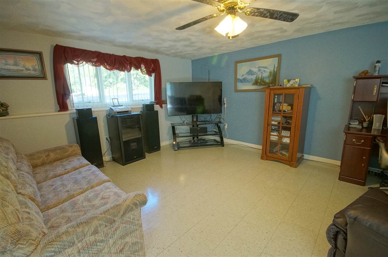 11 Hemlock Springs Road Derry, NH 03038 - Photo 29 of 40