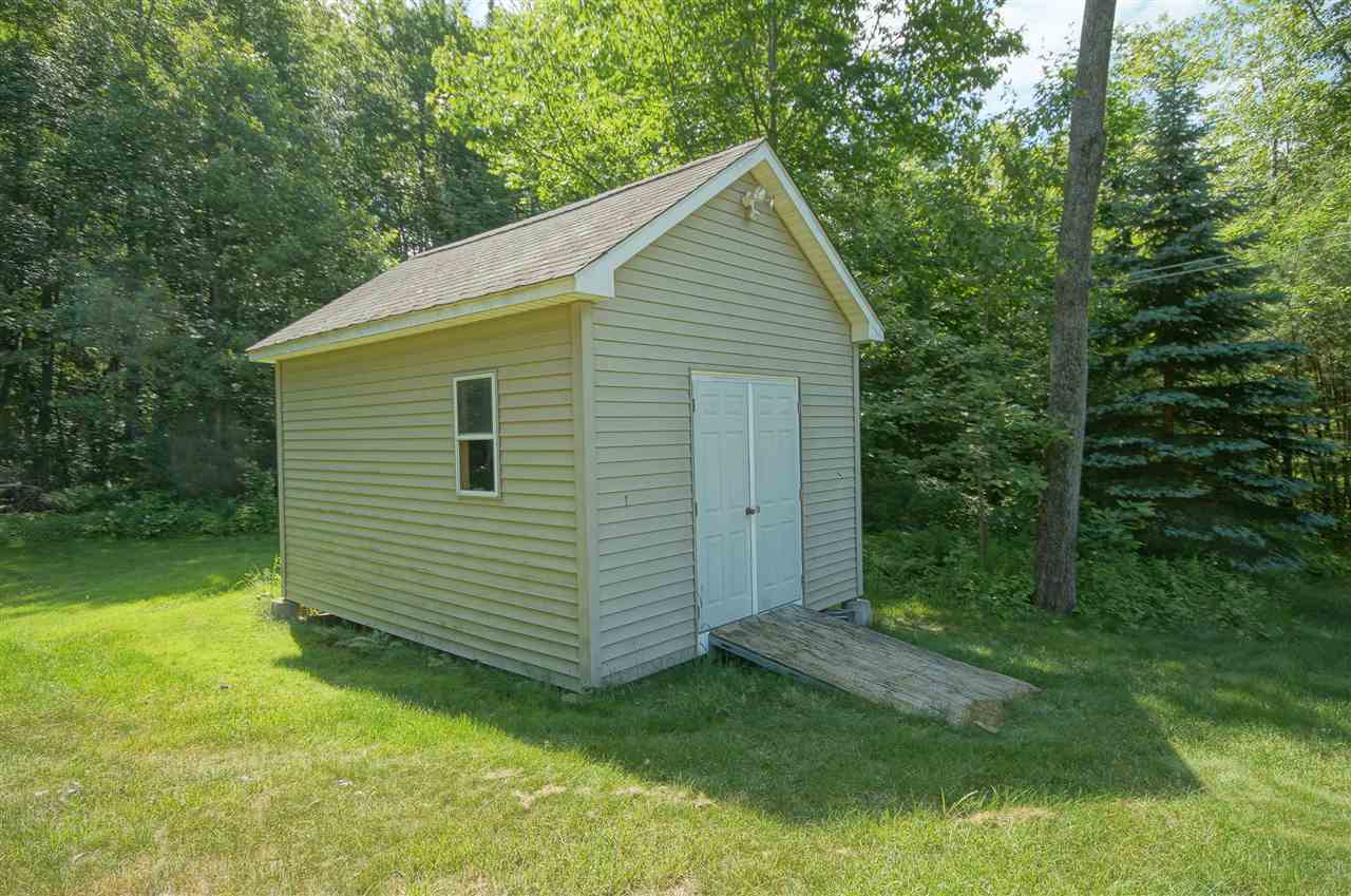 11 Hemlock Springs Road Derry, NH 03038 - Photo 34 of 40