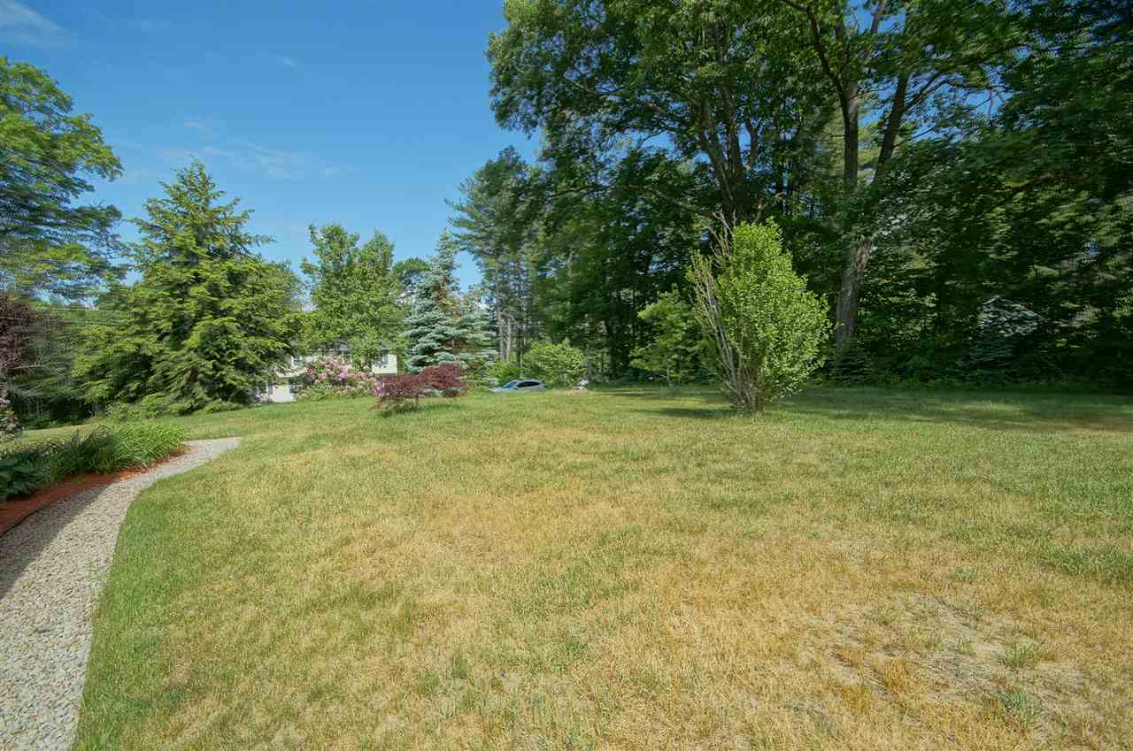 11 Hemlock Springs Road Derry, NH 03038 - Photo 36 of 40