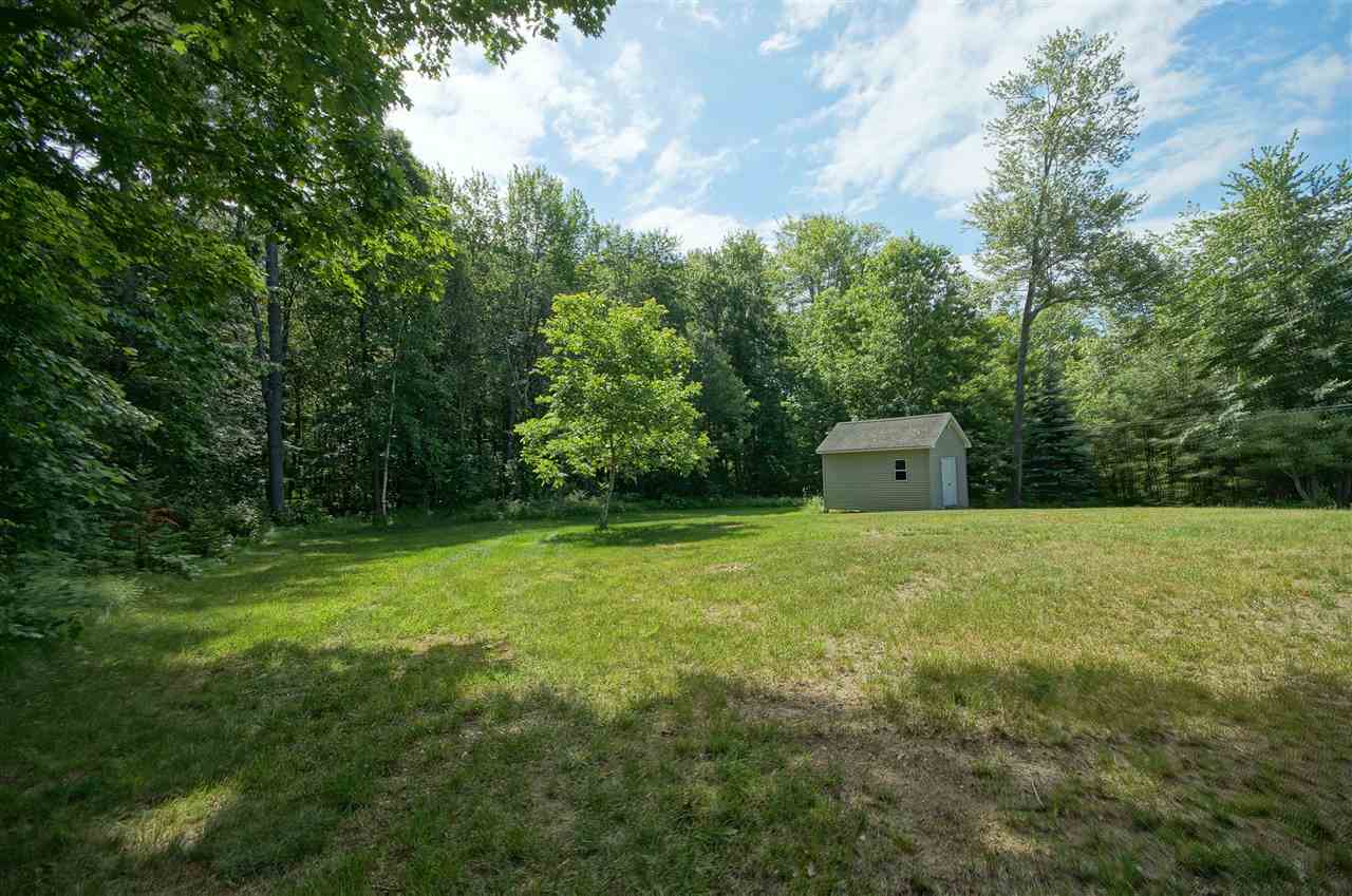 11 Hemlock Springs Road Derry, NH 03038 - Photo 38 of 40
