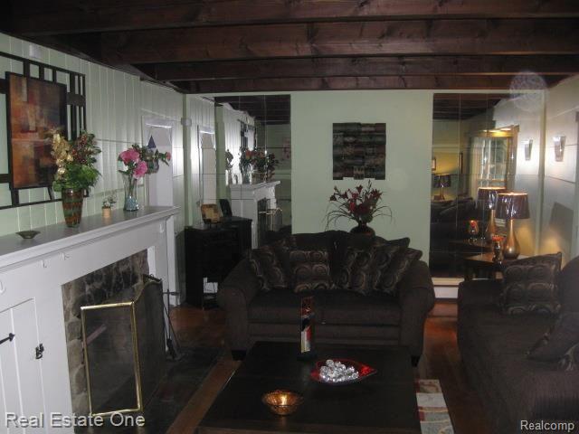 16550 Ridge Road Detroit, MI 48219 - Photo 8 of 17