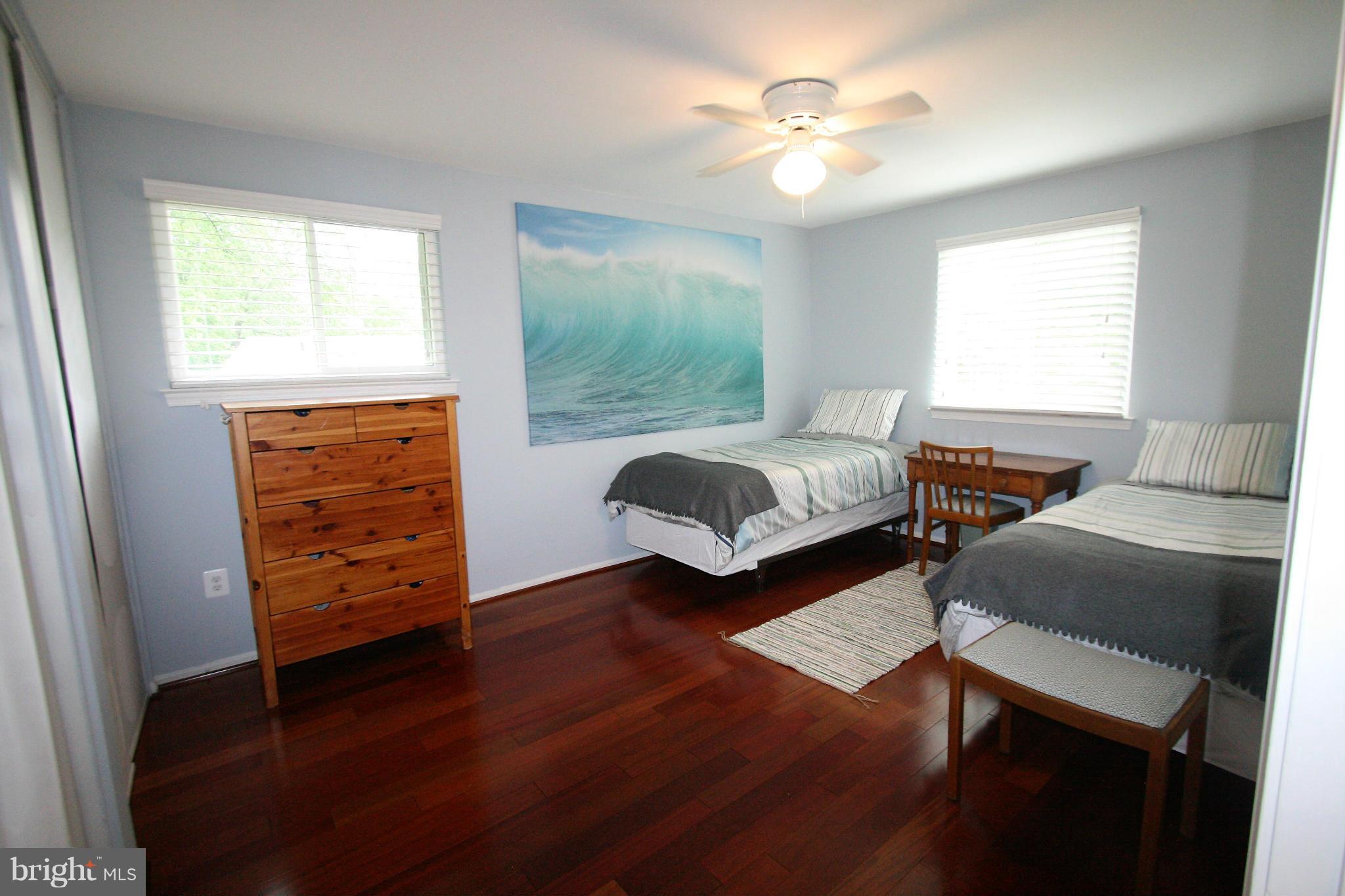10190 Wavell Road Fairfax, VA 22032 - Photo 18 of 29 The second bedroom is spacious enough for two?