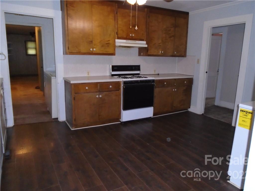 707 Aquadale Road Albemarle, NC 28001 - Photo 17 of 35 Gallery Image 17