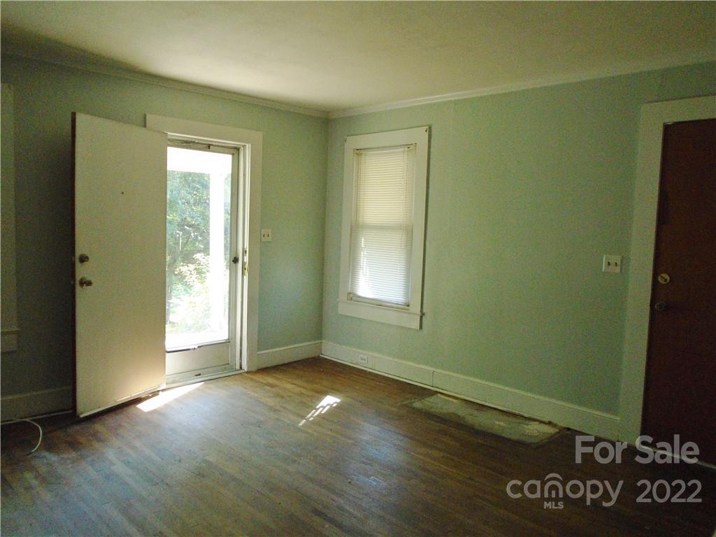 707 Aquadale Road Albemarle, NC 28001 - Photo 6 of 35 Gallery Image 6