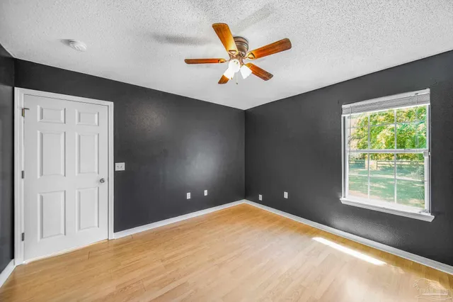 $1,600 | 5899 Gillum Road, Milton, FL 32570