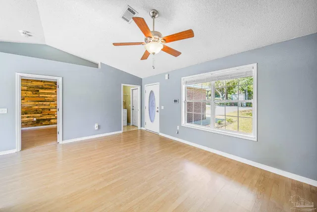 $1,600 | 5899 Gillum Road, Milton, FL 32570