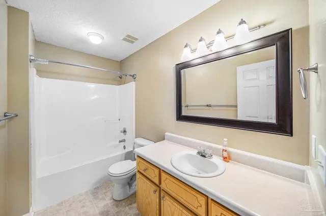 $1,600 | 5899 Gillum Road, Milton, FL 32570