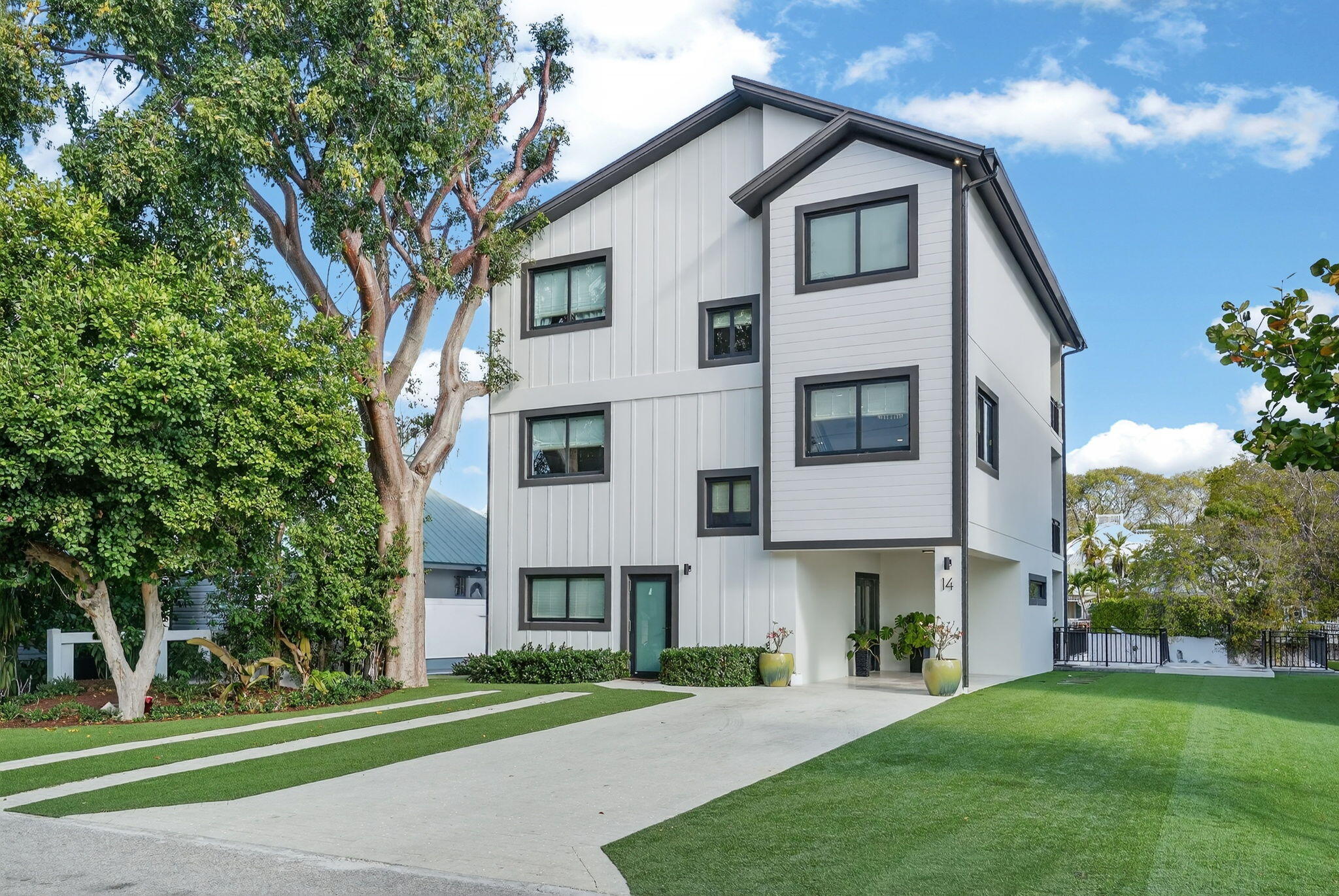 14 Bass Avenue Key Largo, FL 33037 - Photo 1 of 66 Front Elevation