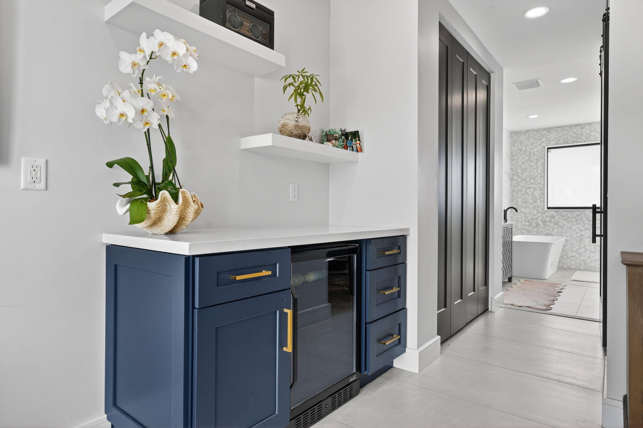 14 Bass Avenue Key Largo, FL 33037 - Photo 30 of 66 Beverage Cooler