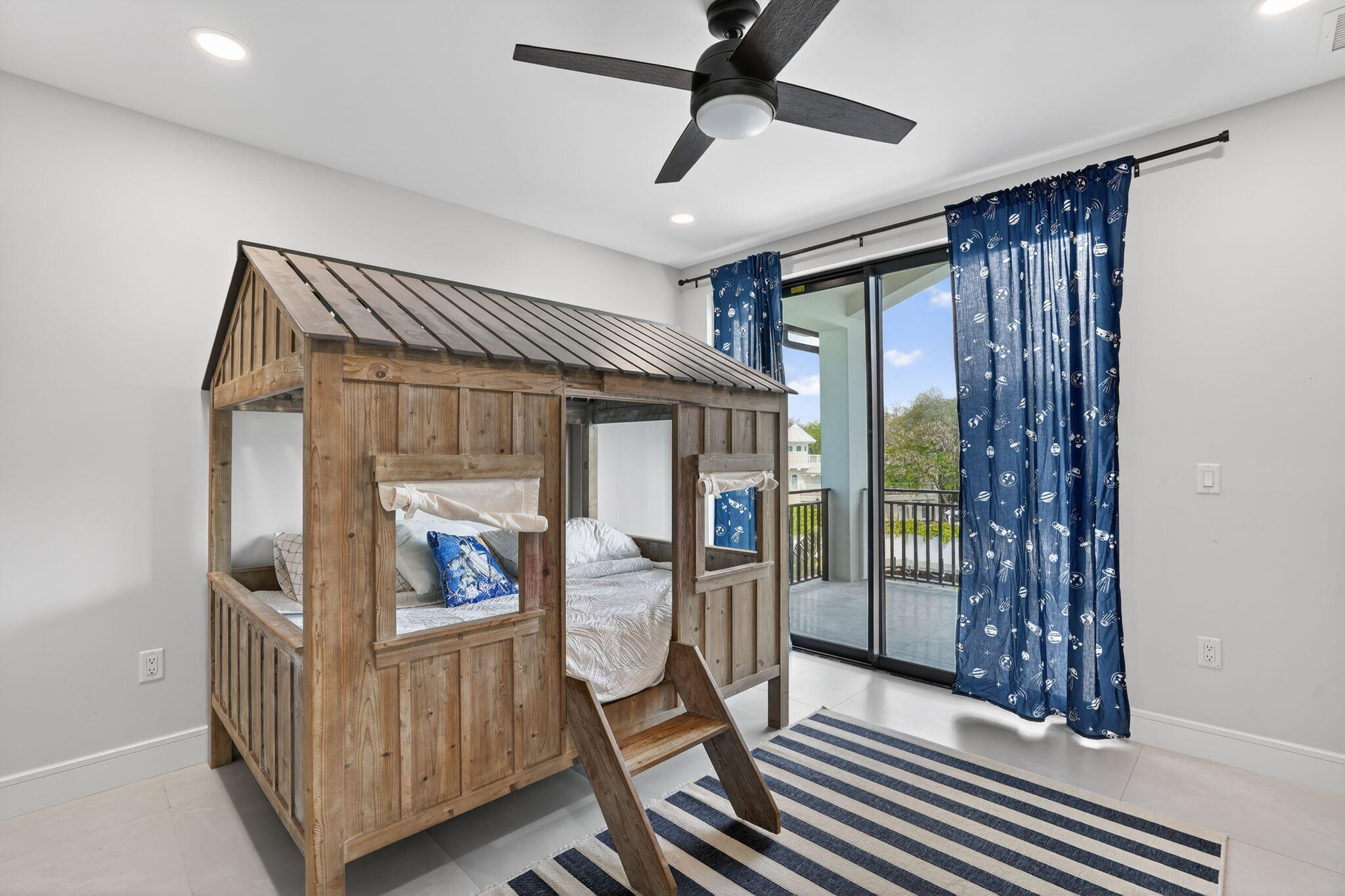 14 Bass Avenue Key Largo, FL 33037 - Photo 35 of 66 Bedroom