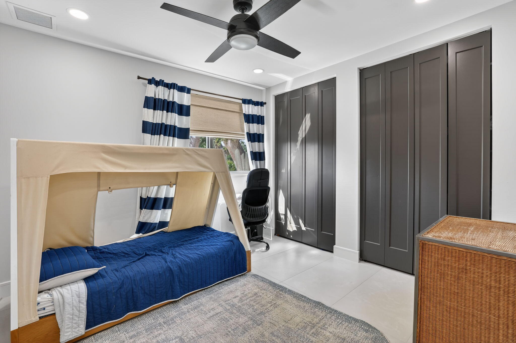 14 Bass Avenue Key Largo, FL 33037 - Photo 38 of 66 Bedroom with two large closets