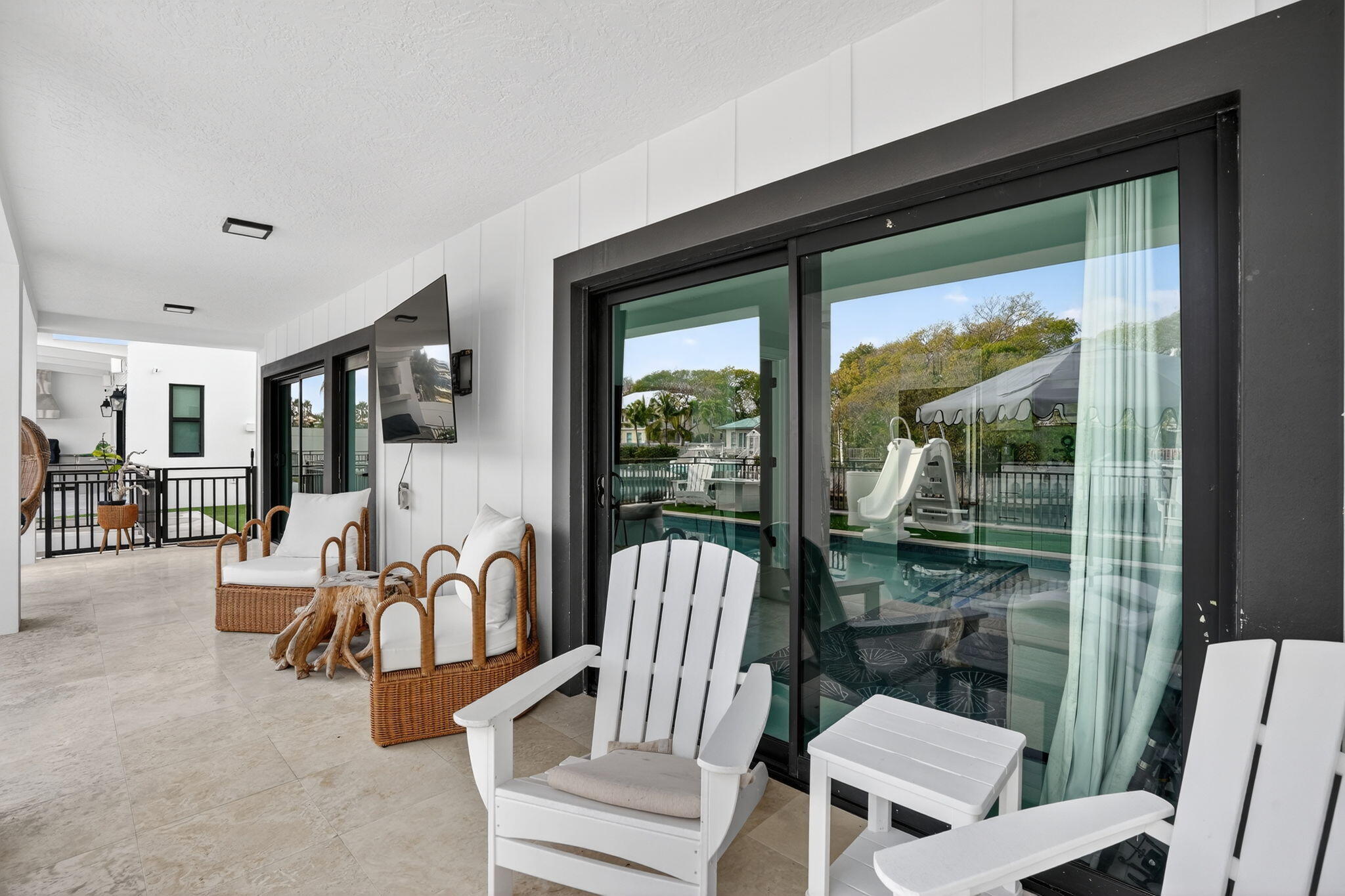 14 Bass Avenue Key Largo, FL 33037 - Photo 41 of 66 2nd Floor Porch