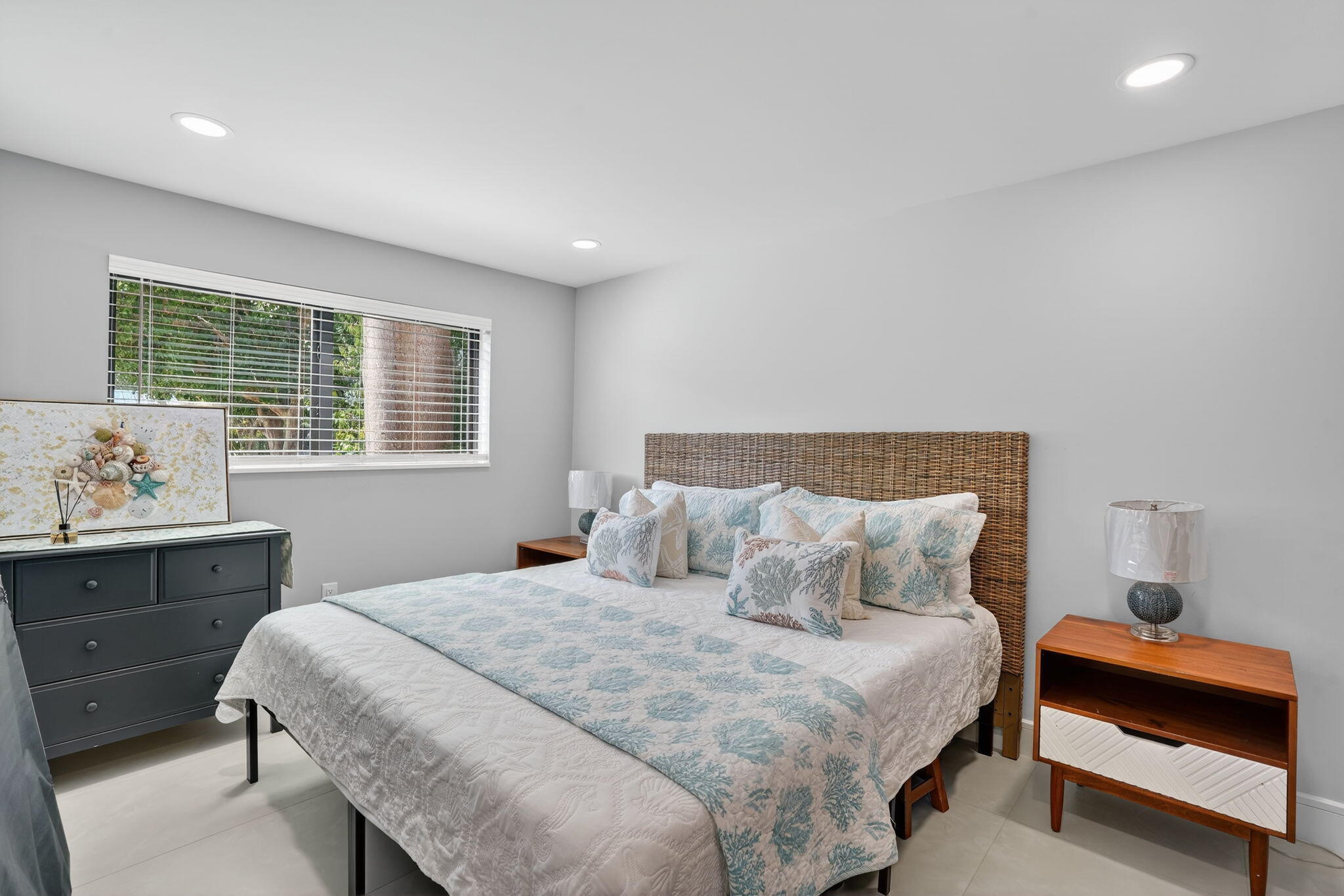 14 Bass Avenue Key Largo, FL 33037 - Photo 43 of 66 Apartment bedroom