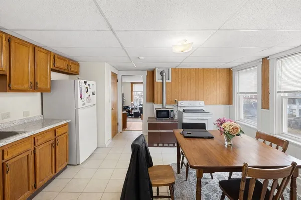 $1,050,000 | 45 Laurel Street, Leominster, MA 01453