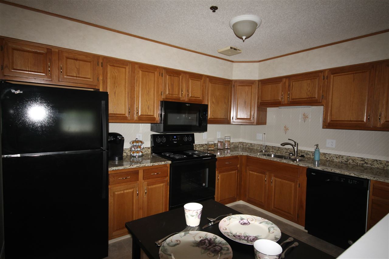 490 North River Road, Unit 35 Manchester, NH 03104 - Photo 2 of 10 Gallery Image 2