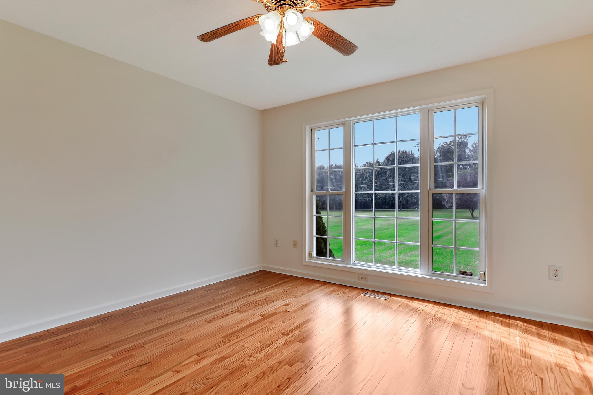 1636 Co Rte 1/5 Falling Waters, WV 25419 - Photo 8 of 78 Gallery Image 8