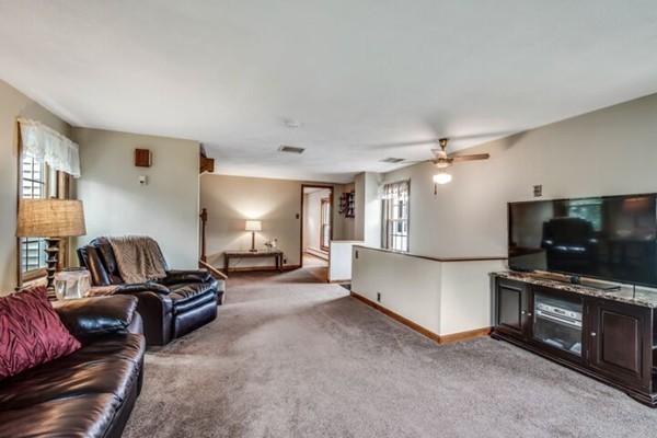64 Mountain Road Burlington, MA 01803 - Photo 11 of 27 Gallery Image 11