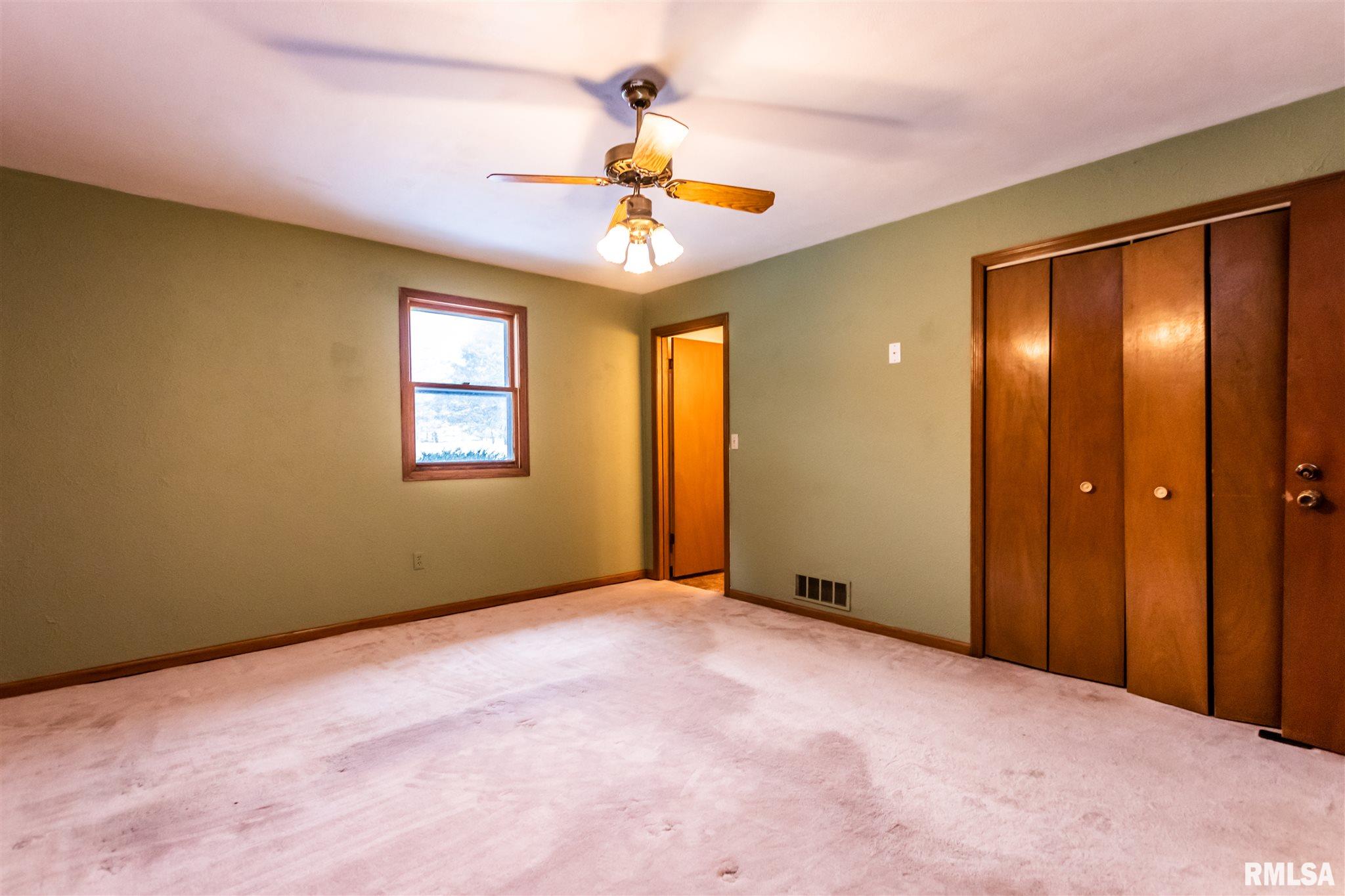 1915 North Ellory Road Peoria, IL 61604 - Photo 17 of 45 Gallery Image 17
