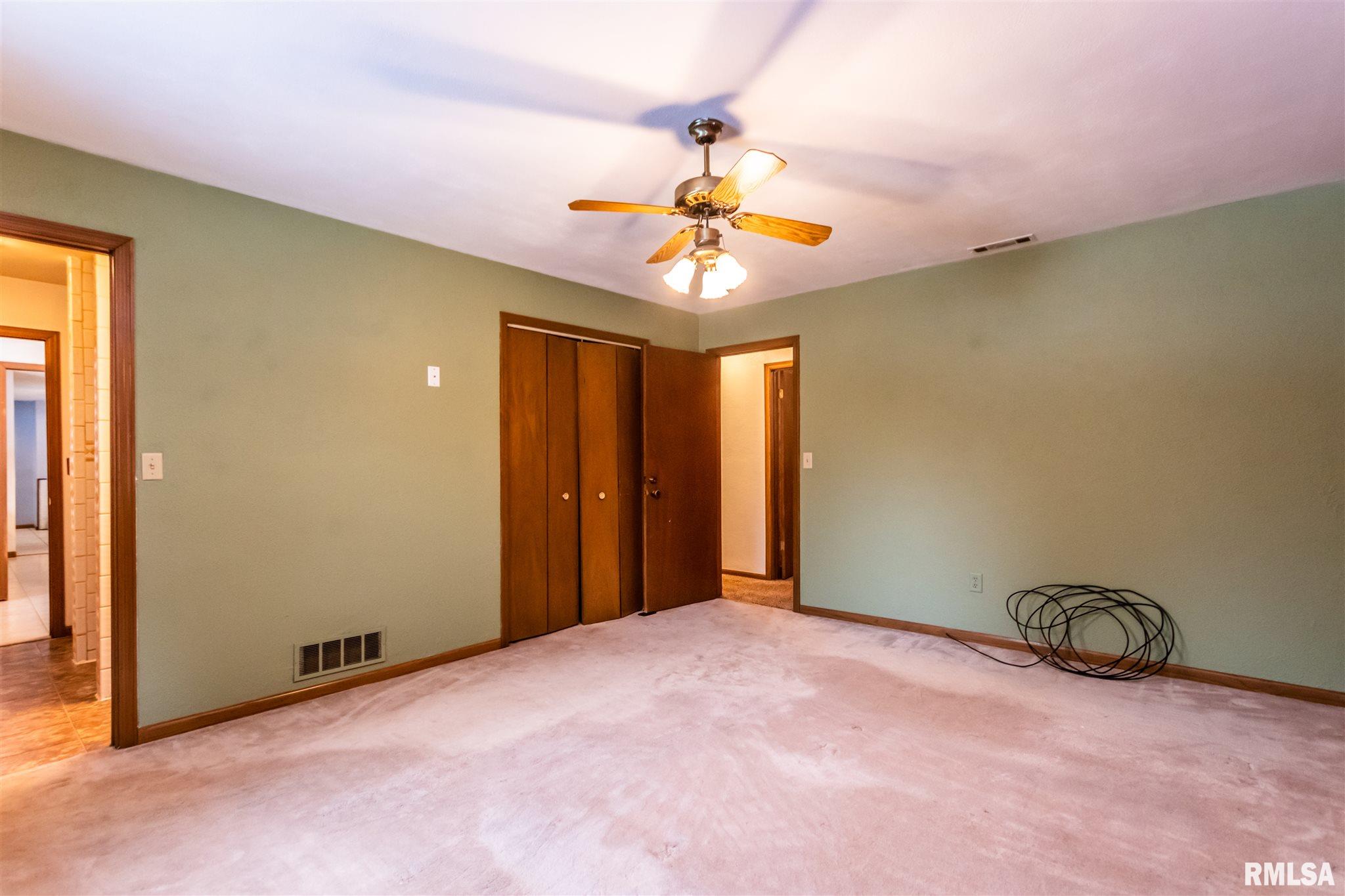 1915 North Ellory Road Peoria, IL 61604 - Photo 18 of 45 Gallery Image 18