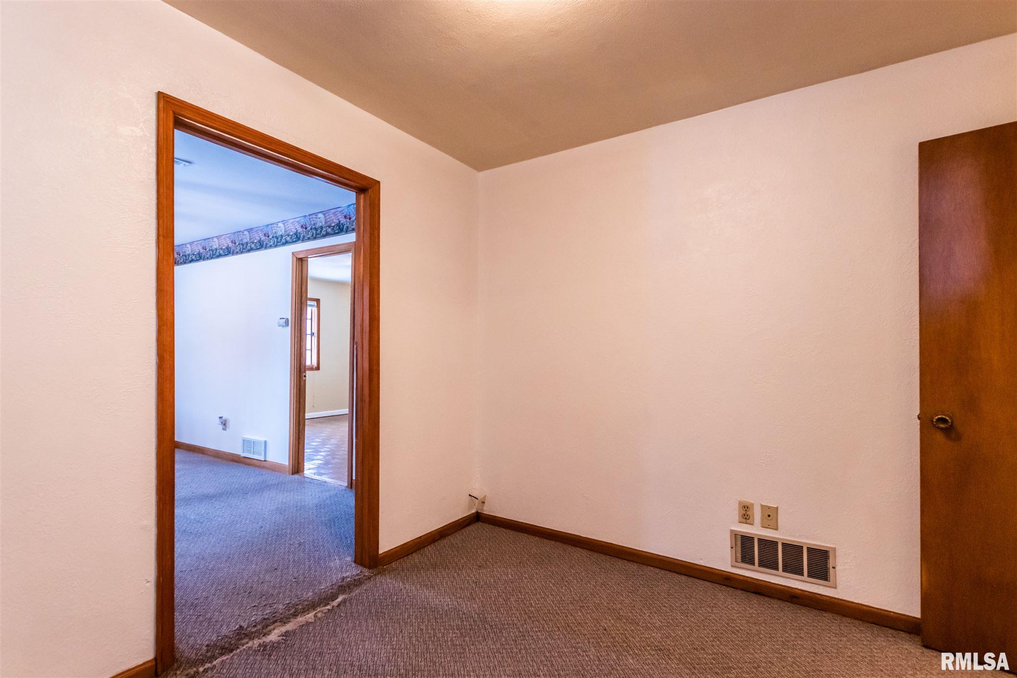 1915 North Ellory Road Peoria, IL 61604 - Photo 29 of 45 Gallery Image 29