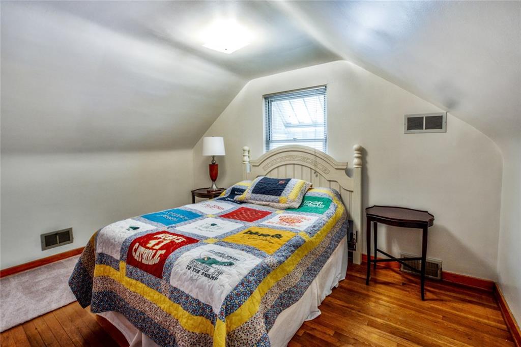 429 Thompson Run Road Pittsburgh, PA 15237 - Photo 14 of 21