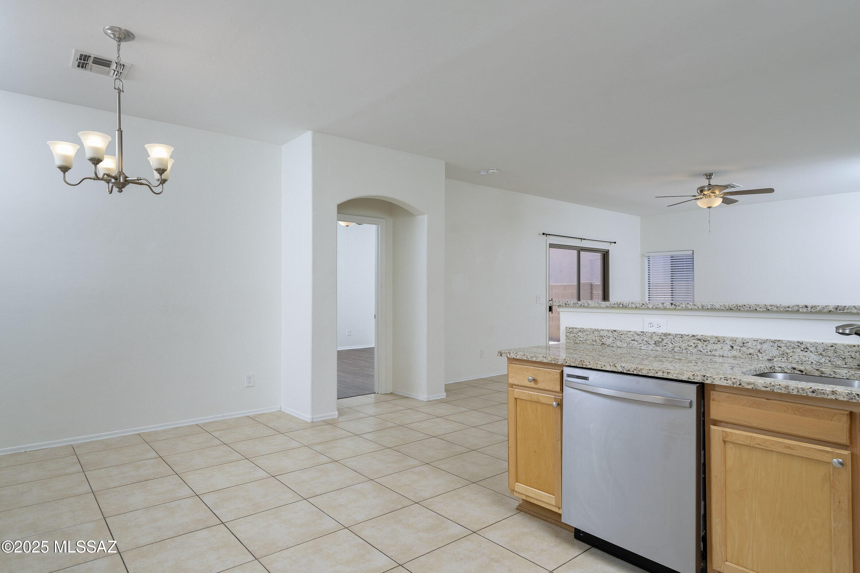 136 East Corte Rancho Colina Sahuarita, AZ 85629 - Photo 7 of 21