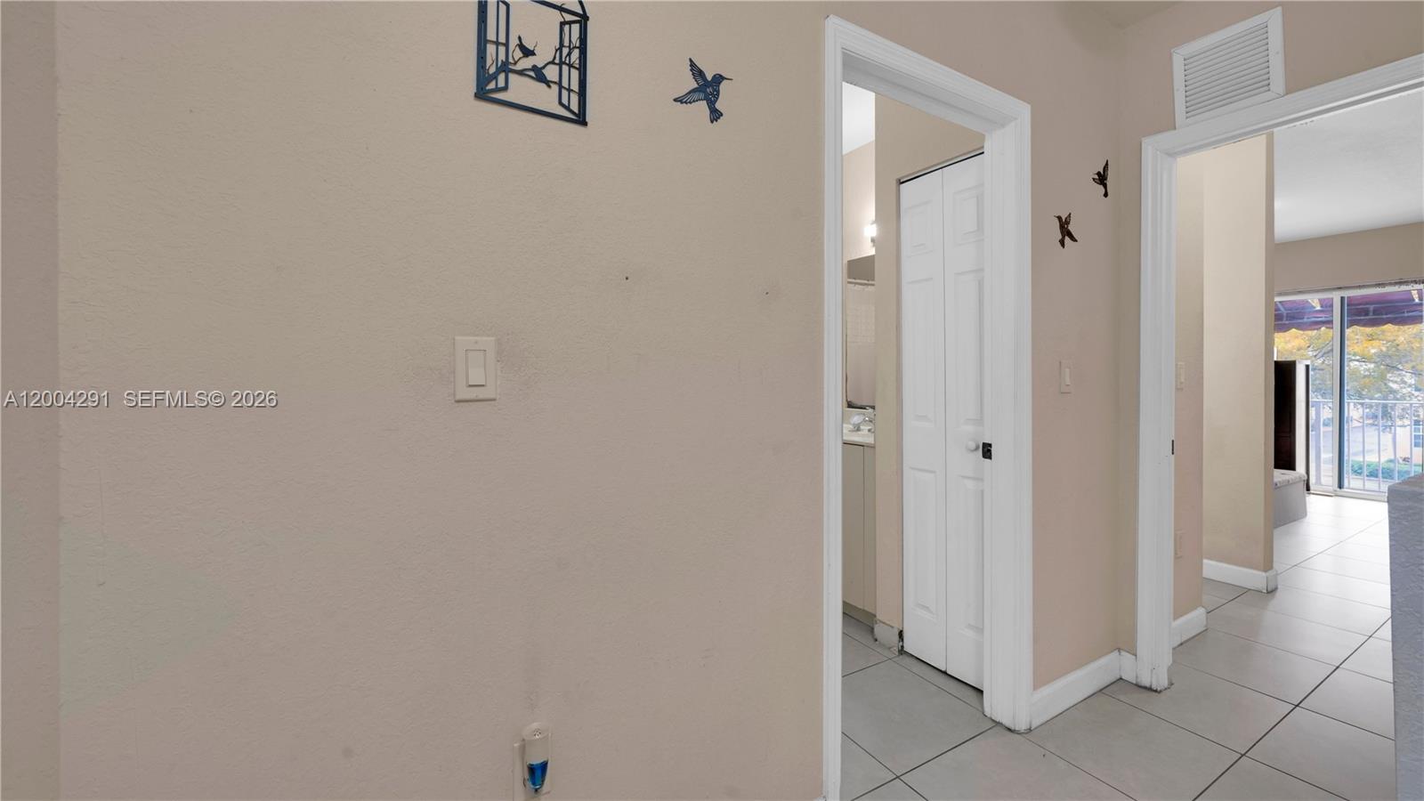120 East 5th Street, Unit 2 Hialeah, FL 33010 - Photo 27 of 42 a view of a hallway