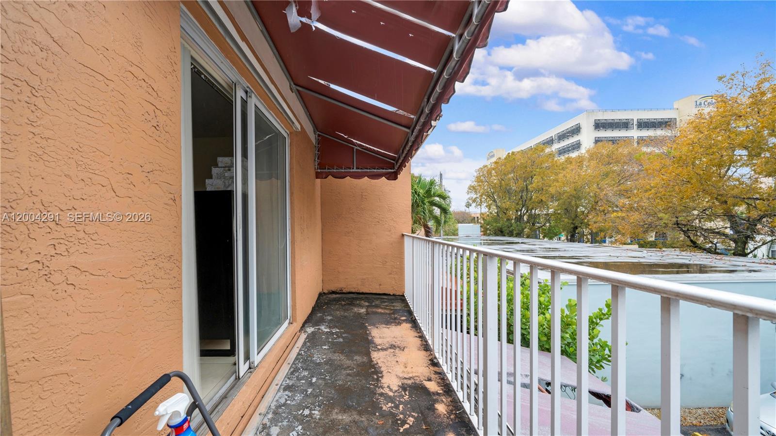 120 East 5th Street, Unit 2 Hialeah, FL 33010 - Photo 36 of 42 a view of a balcony