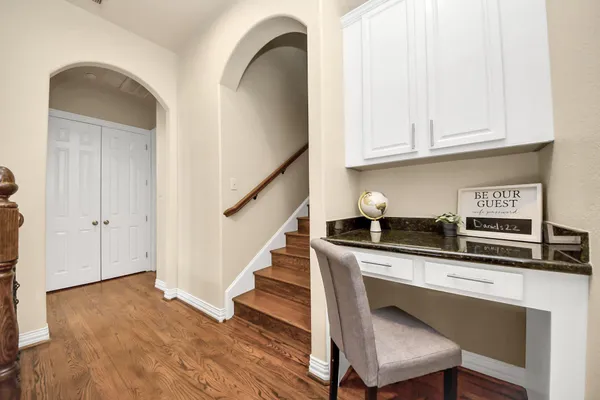 $3,500 | 3507 Jackson Street, Houston, TX 77004