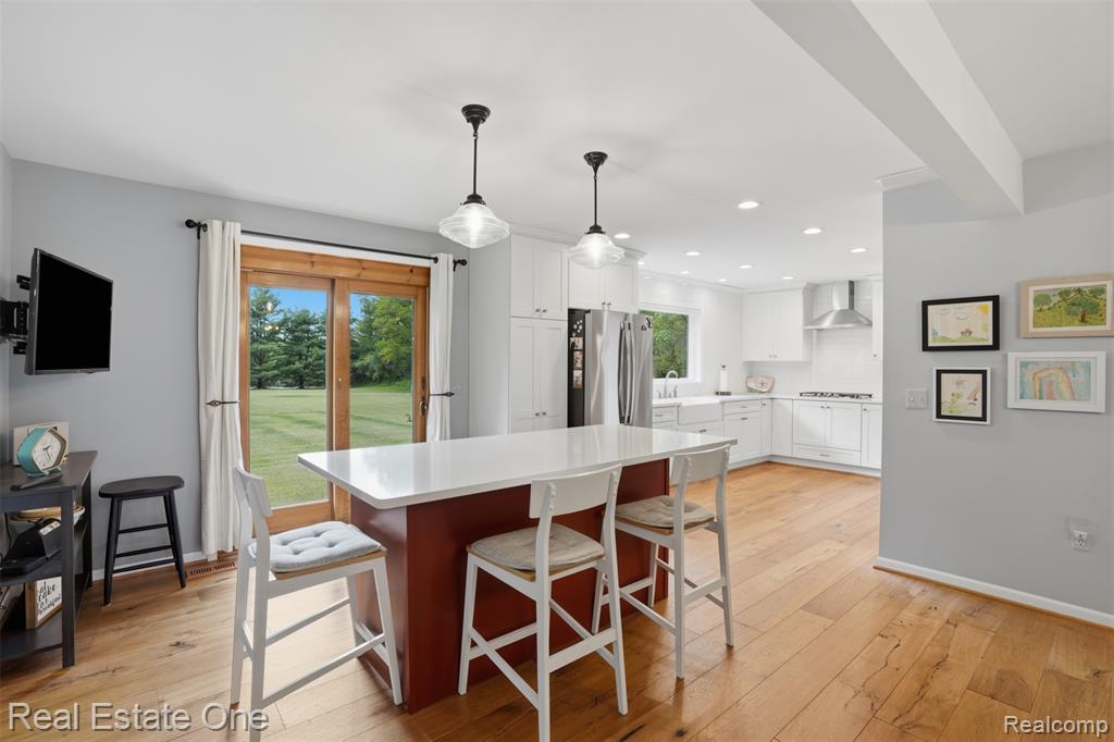 1765 Rowe Road Milford, MI 48380 - Photo 11 of 61