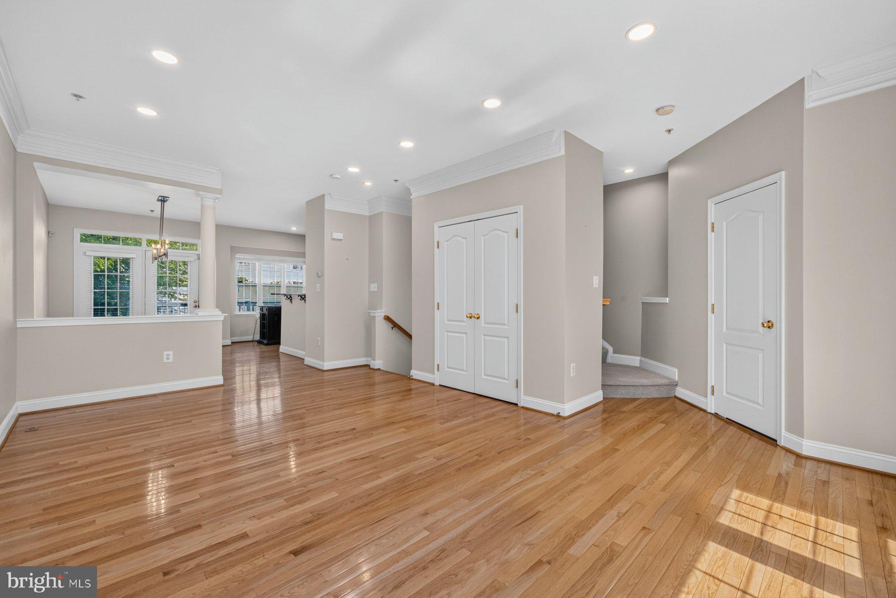 1031 Gaither Road Rockville, MD 20850 - Photo 9 of 37 Gallery Image 9