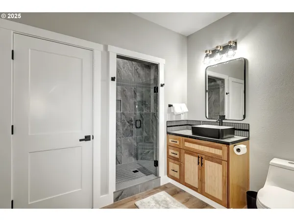 $1,199,999 | 18989 Northeast Marine Drive, Unit 36, Portland, OR 97230