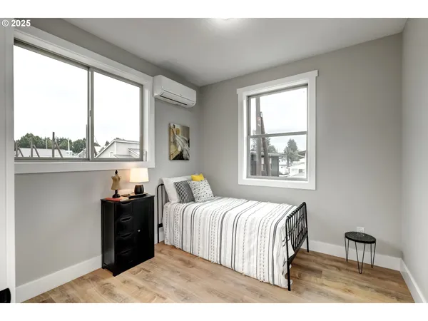 $1,199,999 | 18989 Northeast Marine Drive, Unit 36, Portland, OR 97230