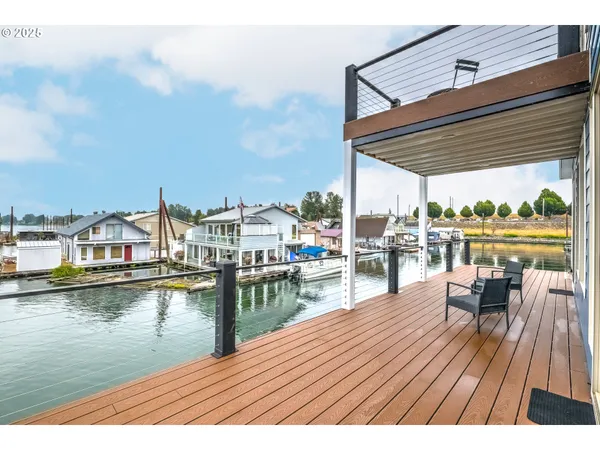 $1,199,999 | 18989 Northeast Marine Drive, Unit 36, Portland, OR 97230