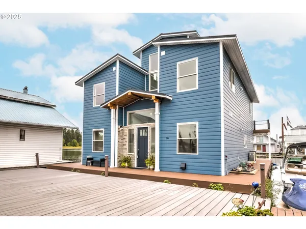 $1,199,999 | 18989 Northeast Marine Drive, Unit 36, Portland, OR 97230