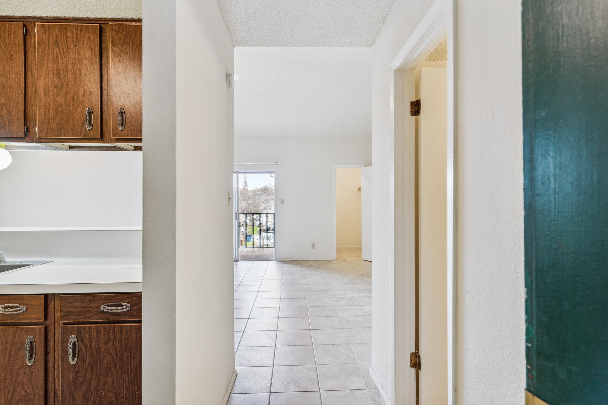 630 Maiden Lane, Unit K Austin, TX 78705 - Photo 4 of 15