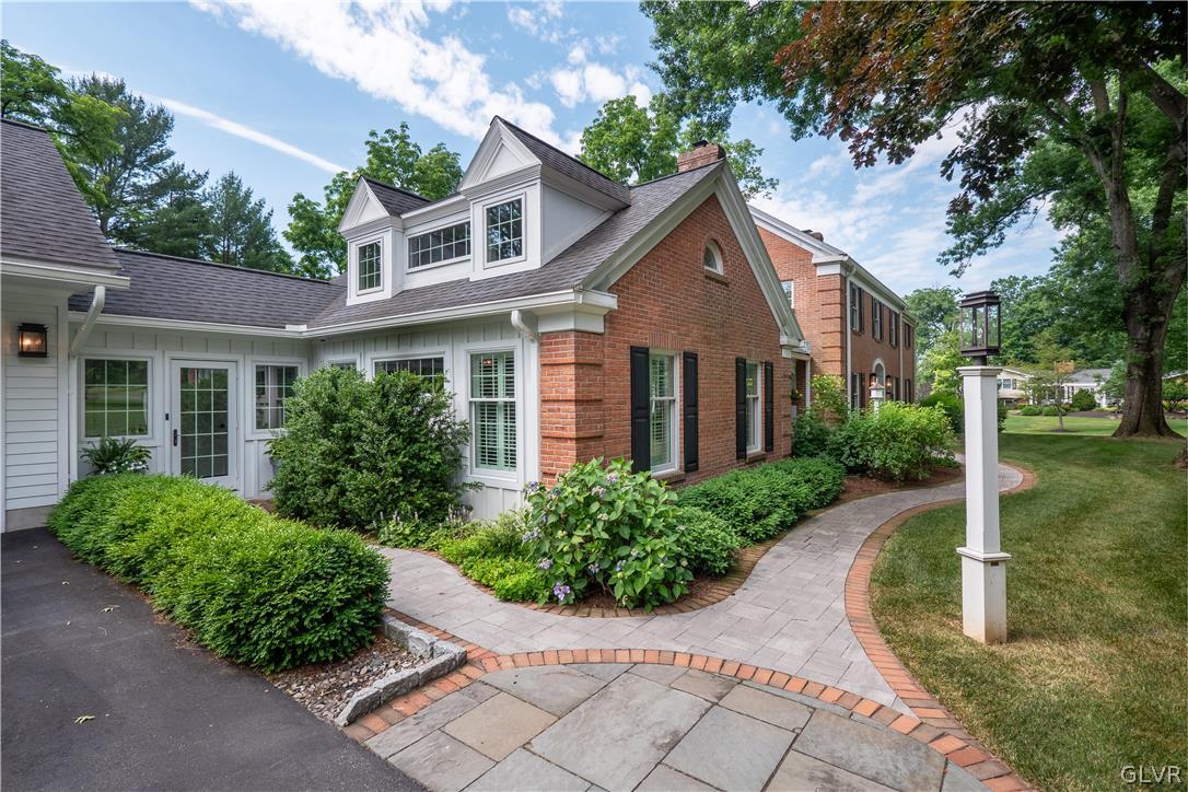 2030 Quarter Mile Road Bethlehem, PA 18015 - Photo 3 of 50 Gallery Image 3