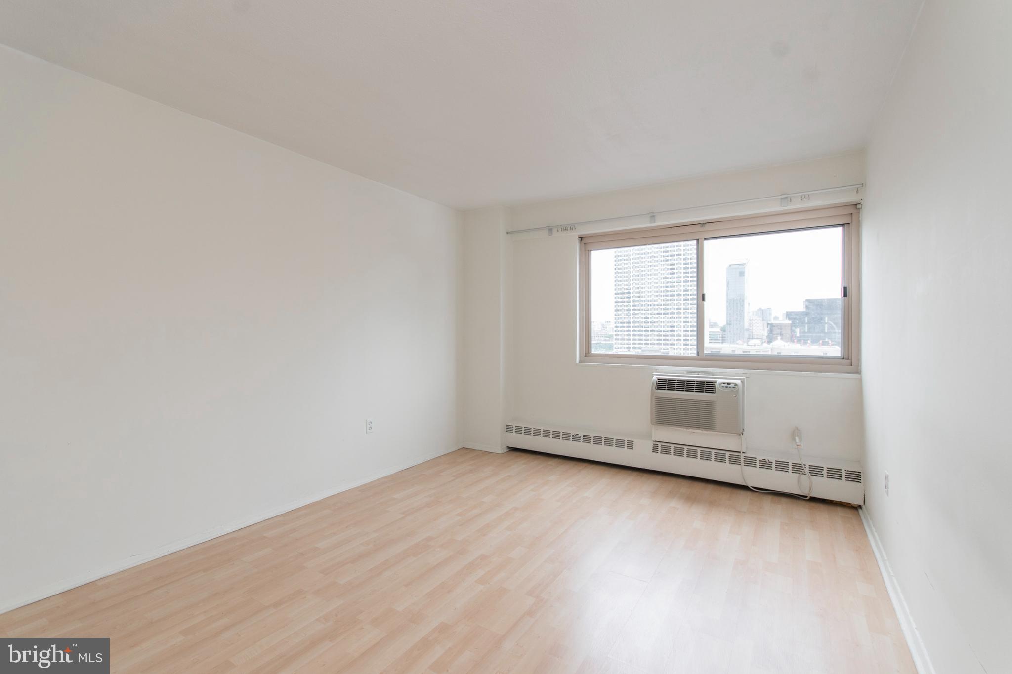 2101 Chestnut Street, Unit 1216 Philadelphia, PA 19103 - Photo 14 of 18