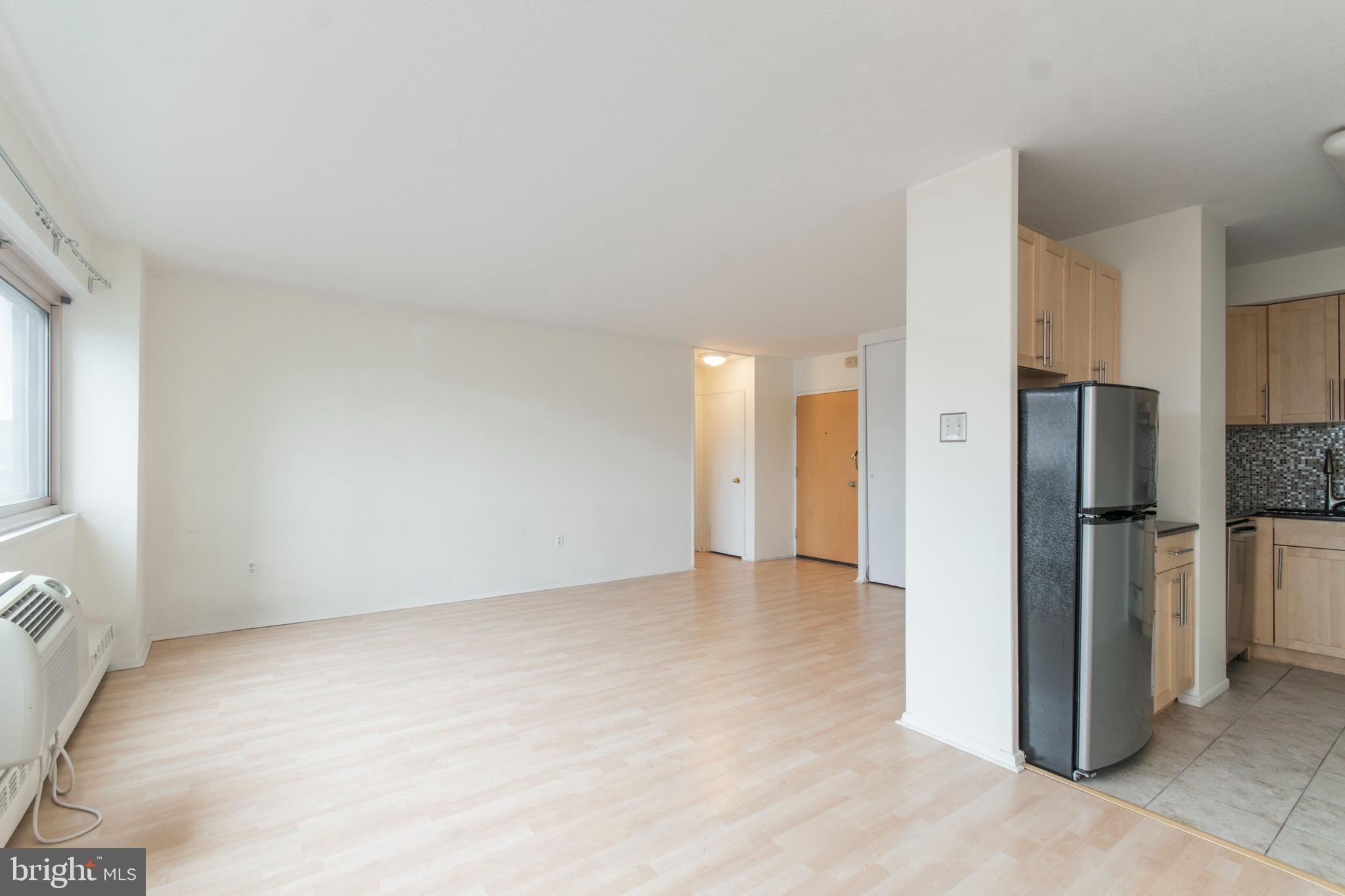 2101 Chestnut Street, Unit 1216 Philadelphia, PA 19103 - Photo 9 of 18