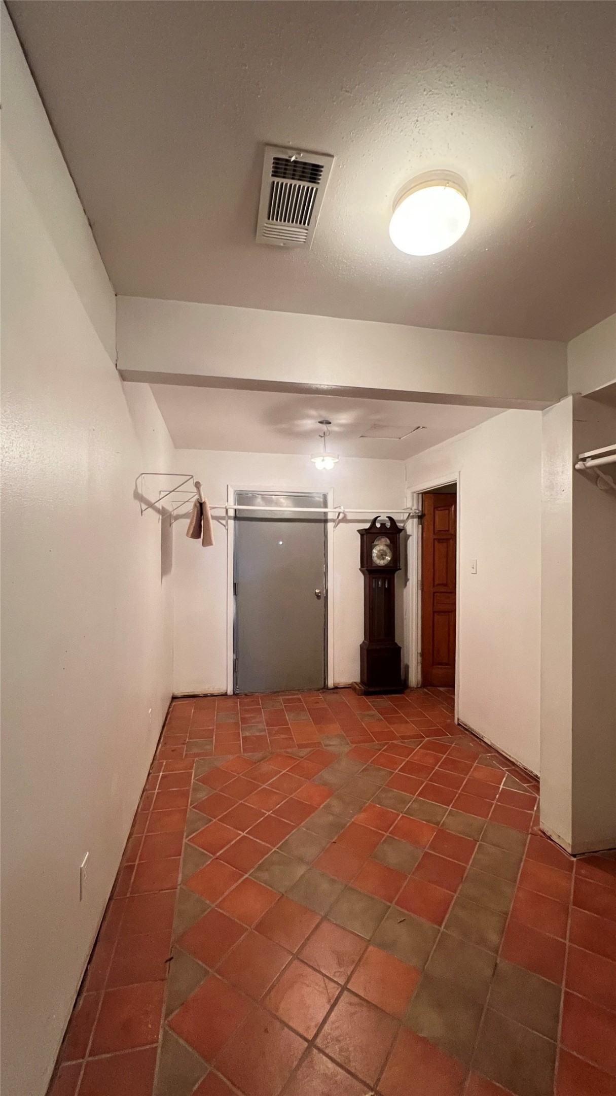 1421 Highway 36 Rosenberg, TX 77471 - Photo 19 of 44 Hallway to garage and apartment