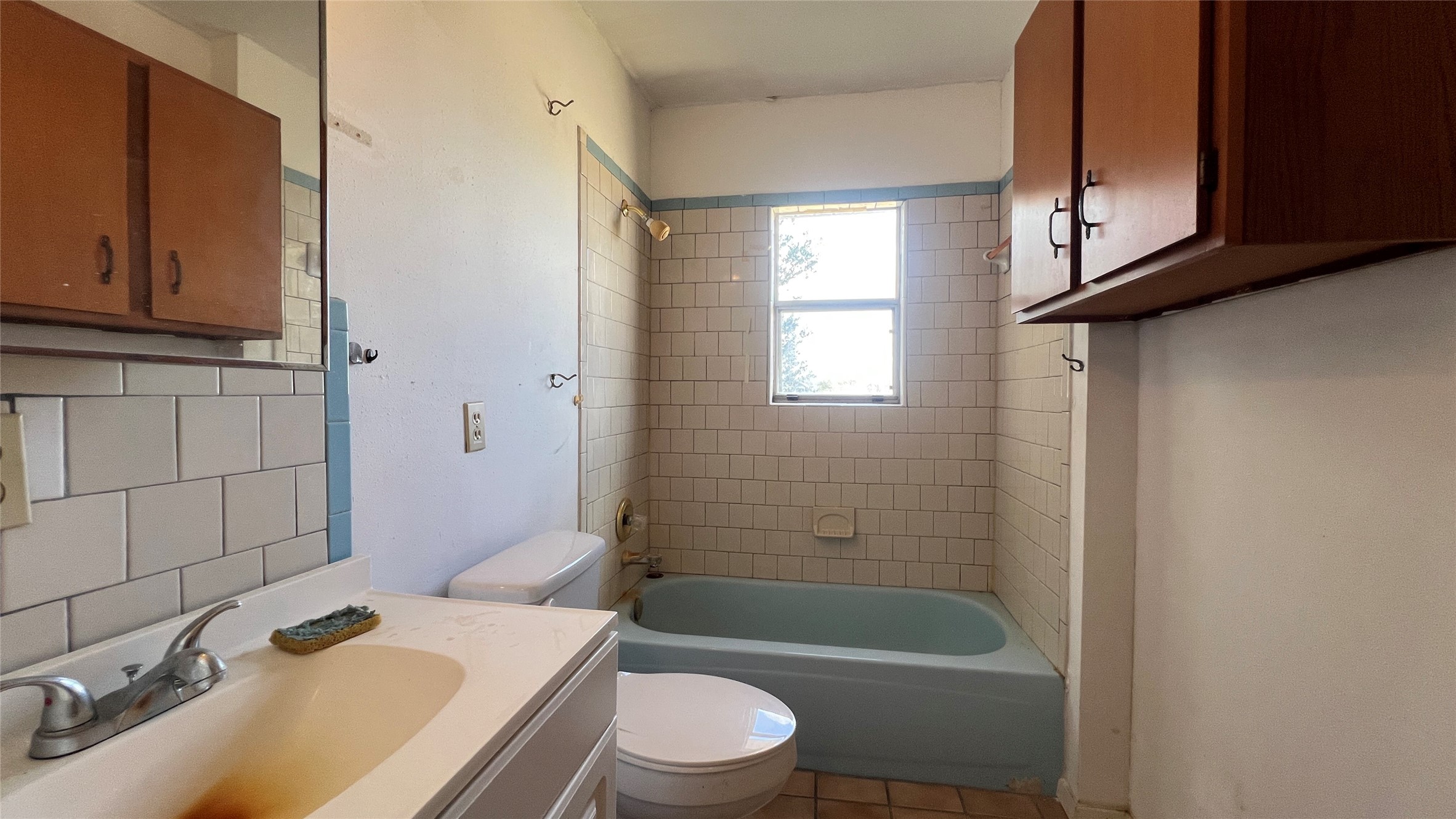 1421 Highway 36 Rosenberg, TX 77471 - Photo 32 of 44 Garage apartment bath