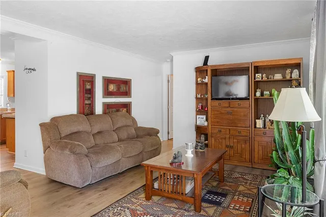 $265,000 | 170 Garrett Lane, Thomasville, NC 27360