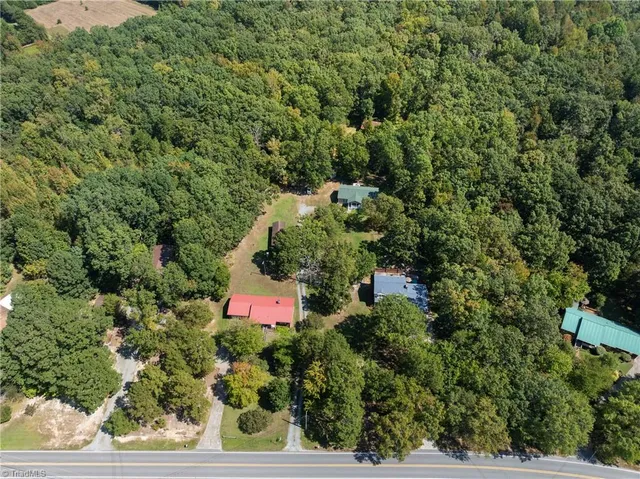 $265,000 | 170 Garrett Lane, Thomasville, NC 27360