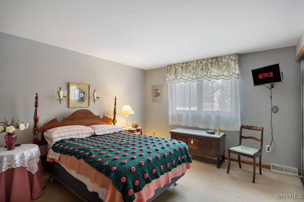 827 Hackney Lane Lewiston, NY 14092 - Photo 12 of 25