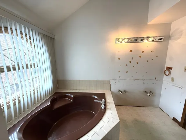 $299,900 | 3001 Somme Court, Joliet, IL 60435