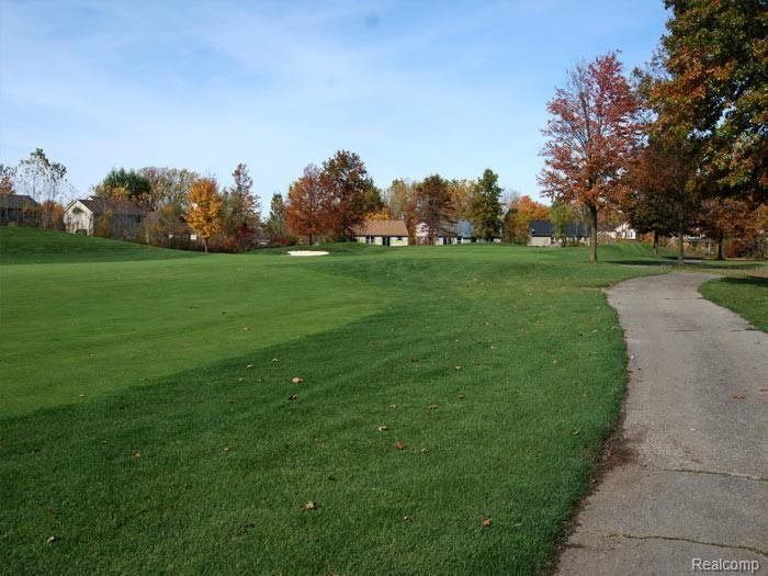 6261 Inverness Court Romulus, MI 48174 - Photo 3 of 5 photo_gallery_Gateway2.jpg