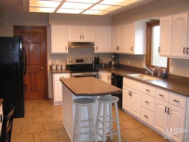 417 Estero Road Fort Wayne, IN 46845 - Photo 3 of 30 Gallery Image 3