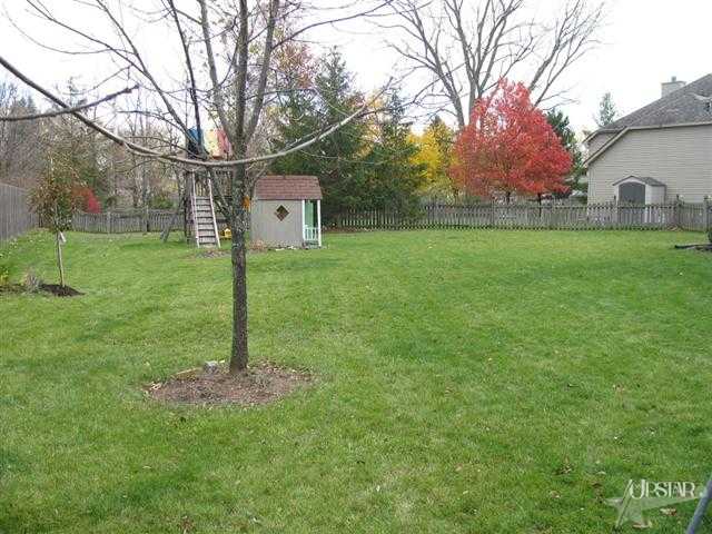 417 Estero Road Fort Wayne, IN 46845 - Photo 5 of 30 Gallery Image 5