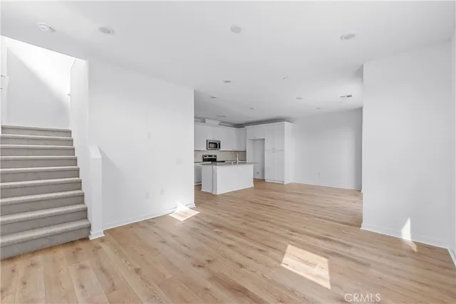 $519,990 | 9423 1/2 North Sepulveda Boulevard, Unit 6, North Hills, CA 91343